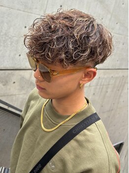 イーラ(era)の写真/【心斎橋駅徒歩5分】SNSで人気のstylistによるメンズサロン《era》今っぽさを取り込んだスタイルをご提案！