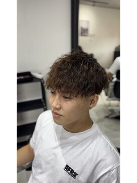 ファン(FUN) 波巻きパーマ（細かめ）