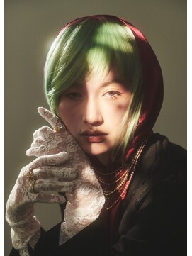 ワンズオゼ 渋谷(ONE's oze) ハイトーン/ダブルカラー/クラゲヘアー/オリーブグレー/小顔/