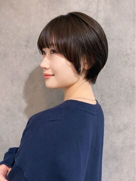 エアー 青山(AIR) 大人ショートマッシュショート丸みショートハンサムショート