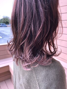 クロックレス (CLOCKLESS) モーブベージュ　×　インナーハイライト　＃CLOCKLESS伊勢崎