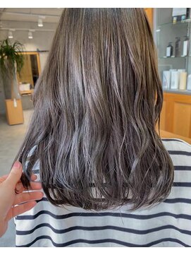 リコ(liko) 透明感アッシュカラー