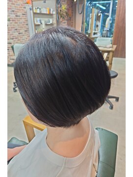 ジースリー 東神奈川店(G-THREE) 前下がりショートボブ/30代40代50代60代