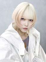 ウルフレイヤー_斜めバンググレージュカラー_9526