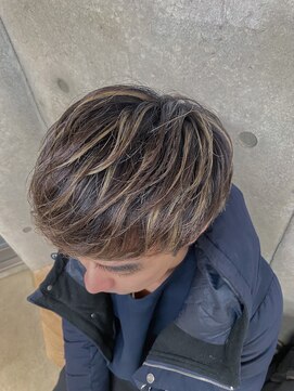 エウペ 渋谷(WEUPE) 束感/波巻き/ハイライト/マッシュパーマ