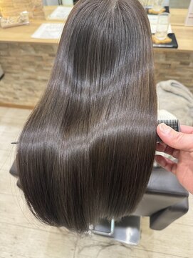 リオウル(Lioulu) 髪質改善カラー