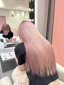 リー 梅田(Lee) ブリーチ2～3回/ハイトーンカラー/ハイトーンピンク/薄ピンク