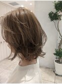 ミディアムレイヤーボブ