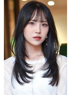 ファイン 滝川店(Fine) 10代20代30代　暗めカラー　レイヤーカット　ロング