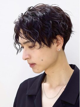 アズ ワン(AS ONE) 波巻きパーマツイストスパイラルパーマツーブロックメンズ黒髪