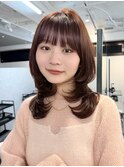 ミディアムくびれレイヤー/顔まわりカット/10代20代