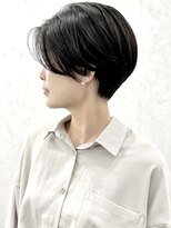 ザヘアメイクシェア(THE -HAIR MAKE SHARE-) 40代からの大人向け「凛」ハンサムショート