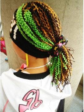 ヘアースペース 練馬店(hair space COCO) コーンロウハーフ５４０円