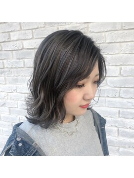 エルフ(elf) グレージュカラー♪