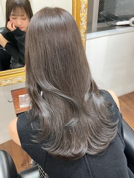 アリュウル 表参道(ALLURE) グレージュ 韓国ヘア くびれヘア アッシュ 前髪 後毛 顔周り