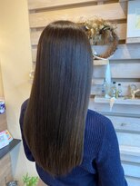 サロンドカスティーロ(salon de castillo)&nbsp;20代30代40代大人可愛いストレートロング黒髪暗髪ツヤ髪