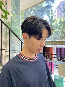 ゼスト 吉祥寺店(ZEST) センターパート ニュアンスパーマ 毛流れ 【鈴木楓竜】