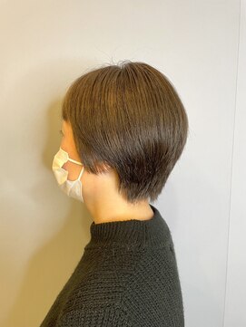 ブロッサム 東久留米店(Blossom) 大人可愛い韓国風ウルフ前髪ありアッシュベージュ