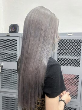 カシェル トウキョウ(Cashel Tokyo) シルバーカラー / ホワイトシルバー /ブリーチ2回