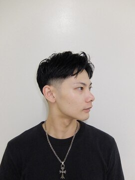 メリケンバーバーショップ トーキョー(MERICAN BARBERSHOP TYO) メンズカットアップバングスキンフェードマッシュショート