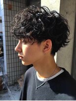アンジュ ヘアー(Ange hair)&nbsp;黒髪×無造作マッシュ　ツイストスパイラルパーマ