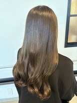 リア(Liea)&nbsp;つやっと輝く後ろ姿に！