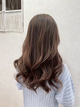 キャパ(CAPA) ハイライト×柔らかベージュ(茅ヶ崎/20代/韓国ヘア)