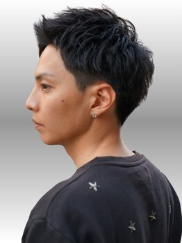 グロウ 博多店(growth)の写真/【圧倒的技術×トレンド】受賞歴ありのスタイリスト在籍!好感度の高い"自信溢れるスタイル"へ[パーマ/眉毛]