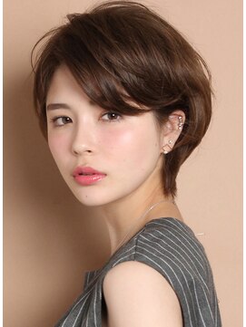 ロビー 青山(ROBBY) ショートヘア/前髪長め/大人ショート/小顔ショート/30代/40代/