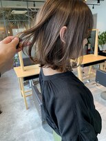 キチ(kichi.)&nbsp;[kichi.] オリーブベージュ×レイヤーロブ