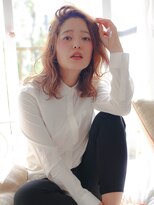 メゾン アヴァロ(Maison Avallo)&nbsp;大人クールなバングレスウルフミディ