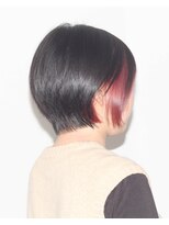 リリー ヘアー デザイン(LILY HAIR DESIGN) インナーカラー　ショートスタイル