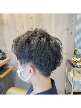 デュード(Dude) ツーブロックショート/ウェーブパーマ/ナチュラルグラデーション