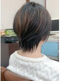 大人女子ウルフカット