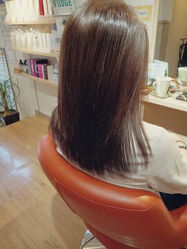 スカイハイ(Sky-high) ロングレイヤーシャギー