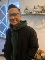 グッドプレイスアンドシング(Good Place&thing)&nbsp;メンズ刈り上げ短髪七三分けサイドパートバーバースタイル