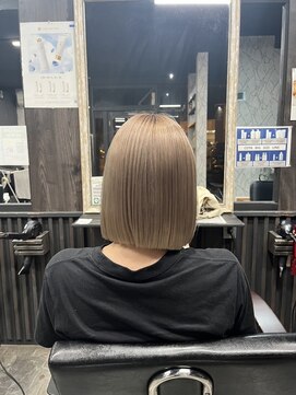 アローズ 荒尾店(arose) 淡いピンクベージュカラー！ブリーチ必須