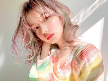ルシア 東三国店(hair and make lucia)の写真/【地下鉄/東三国】《ダメージレスブリーチWカラー¥12000》赤味を抑えたアッシュやグレージュはluciaで★