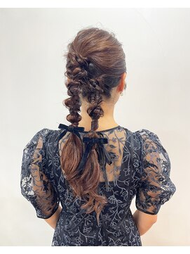 ヘアーアンドメイクアップモパ ヘアアレンジ