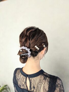 テラスプラス(テラス+) お呼ばれヘアセット　シニヨンアレンジ