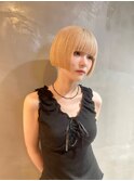 リップラインボブ×ブロンドベージュ