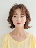 外ハネウェーブヘア
