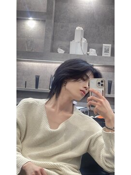 シン(syn) ナチュラルウルフヘア