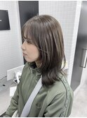 ミディアムレイヤー/オリーブグレージュ/透明感/艶髪/縮毛矯正