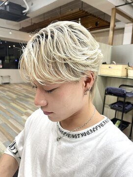 ラヴィエール(LAVIERE by R-EVOLUT) フェザーショート/ハイトーンカラー/ホワイトカラー【柏・柏駅】