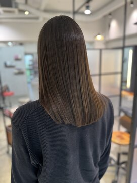 メゾンドムニ 恵比寿(Maison de MUNi) 20代30代40代艶感ストレート