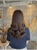 ＊顔周りレイヤーと赤味のない明るめベージュ＊