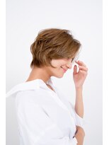 リファインド(REFINED)&nbsp;大人フェミニンナチュラルショート　　鈴木