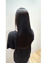 ロッカ(ROCCA)&nbsp;湿気の広がり解消！酸性ストレート×ダークショコラブラウン