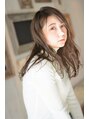 ドットスリー(・・・) 透明感溢れるカラーもお客様に合ったお色味を提案いたします。